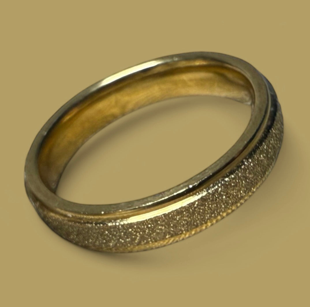 18k Golden Luxe Rings
